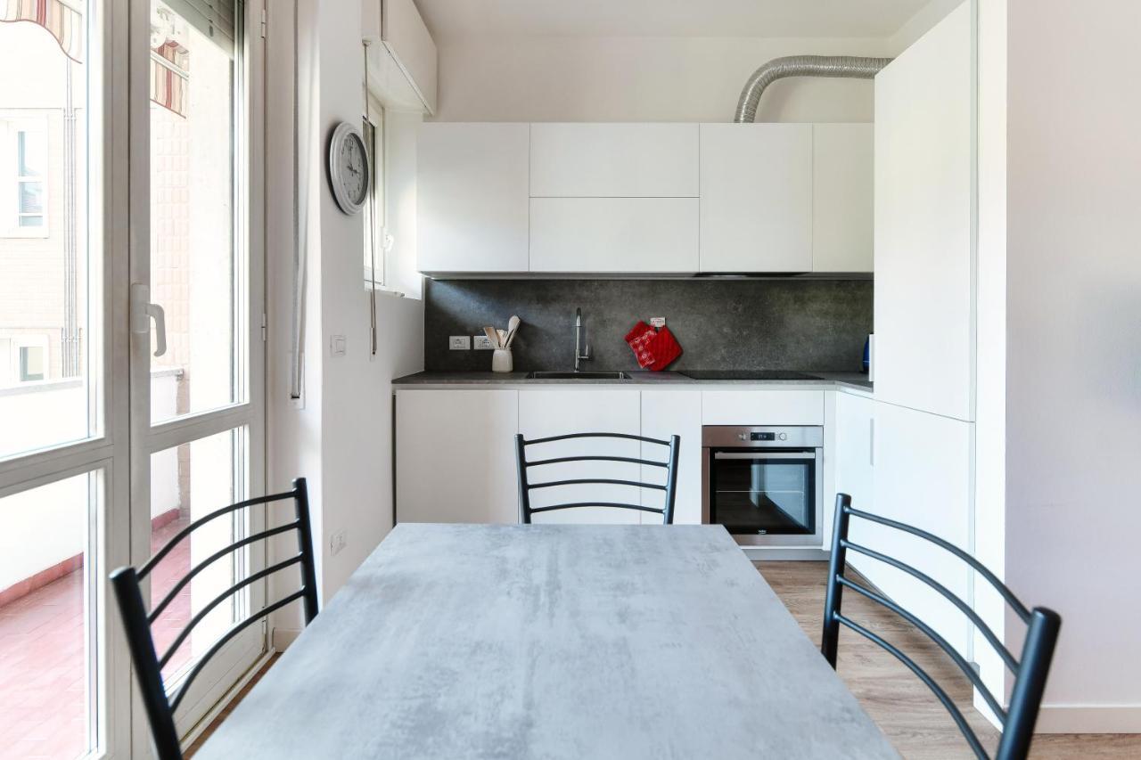 Ferienwohnung Joivy Superb Flat With Balcony Como Exterior foto