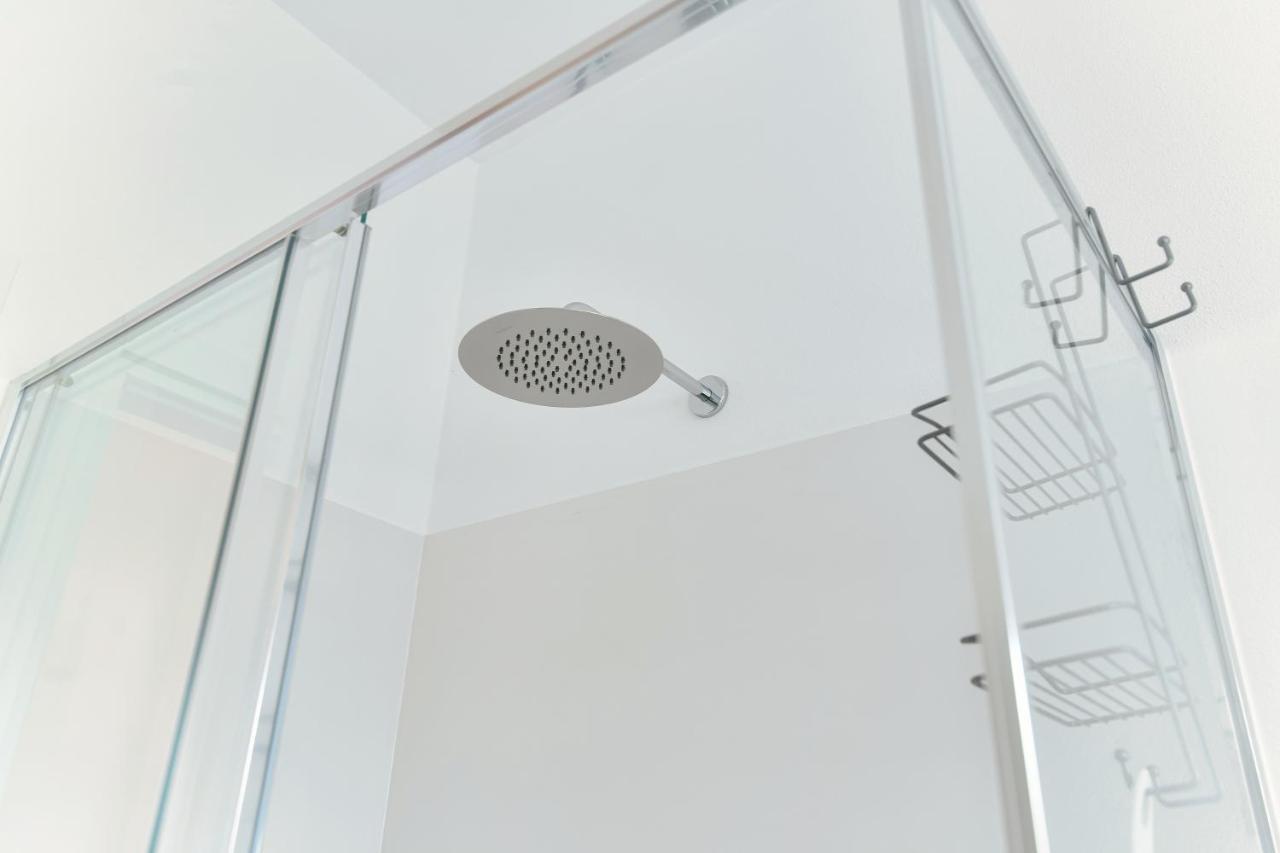 Ferienwohnung Joivy Superb Flat With Balcony Como Exterior foto